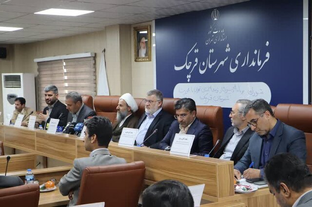 بررسی مشکلات توسعهای و تأکید بر مقابله با ساختوسازهای غیرمجاز