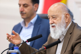 مهدی چمران رئیس هفتاد و پنجمین مجمع مشورتی روسای شوراهای اسلامی شهرهای مرکز استانهای کشور و رئیس شورای اسلامی شهر تهران