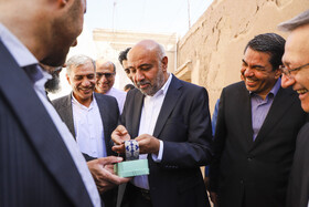 بازدیداحمد میدری،وزیر تعاون، کار و رفاه اجتماعی از کارگاه‌های مشاغل خرد و صنایع دستی کرمان