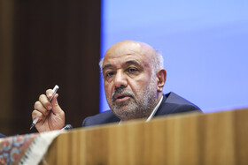 وزیر کار بر حمایت از مادران باردار شاغل تاکید کرد