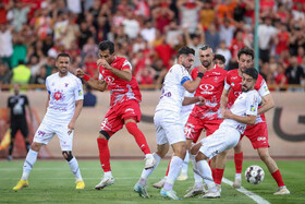 هفته سی‌ام لیگ برتر فوتبال ایران؛ پرسپولیس - هوادار