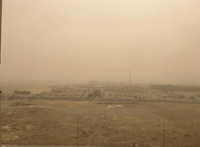 وزش باد شدید در غرب و جنوب غرب تهران؛ گرد و خاک و کاهش دید افقی