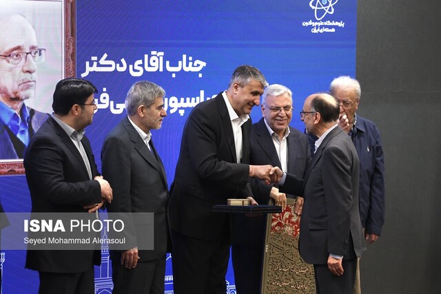 تاکید رئیس دانشگاه شهید بهشتی بر ضرورت توجه به امنیت شغلی دانشجویان هسته ای