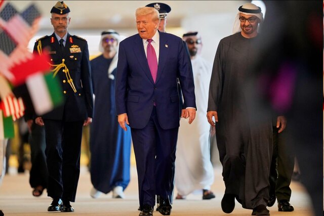 ترامپ به مسجد شیخ زائد در امارات رفت