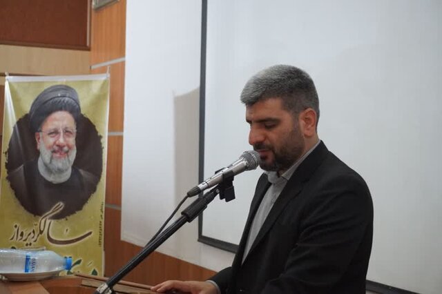 آیت‌الله رئیسی الگوی حکمرانی بود