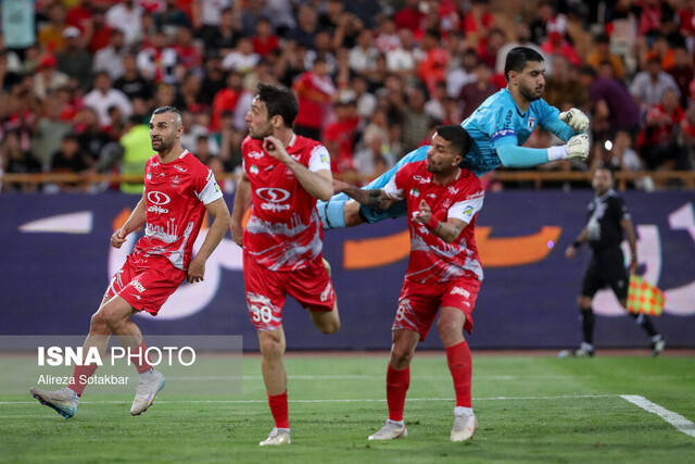 آشوبی: پرسپولیس بعد از اوسمار فرصت‌های زیادی را از دست داد