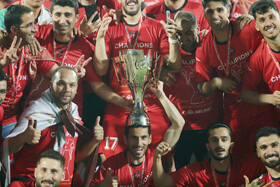 هفته سی‌ام لیگ برتر فوتبال ایران؛ جشن قهرمانی تراکتور در ورزشگاه غدیر اهواز