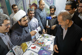 بازدید مسعود پزشکیان، رئیس‌جمهور از نمایشگاه بین‌المللی کتاب تهران