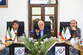 اسکندر مؤمنی، وزیرکشور در مراسم افتتاح مرکز خدمات سرمایه‌گذاری کرمان 