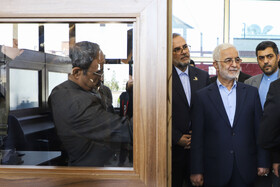 اسکندر مؤمنی، وزیرکشور در مراسم افتتاح کارخانه نوآوری شهرداری کرمان 