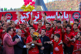 جشن قهرمانی تراکتور در تبریز