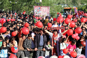 جشن قهرمانی تراکتور در اهر