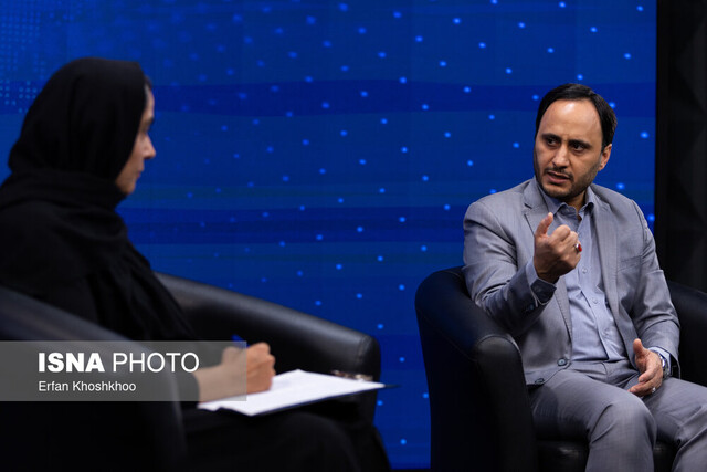 ذهن شهید رئیسی درگیر تمسخر و توهینها نبود/اگر رئیسجمهور نمیشد نزدیکانش جایگاه بالاتری داشتند/میزان آسیب شهید رئیسی در سانحه، متفاوت با بقیه است