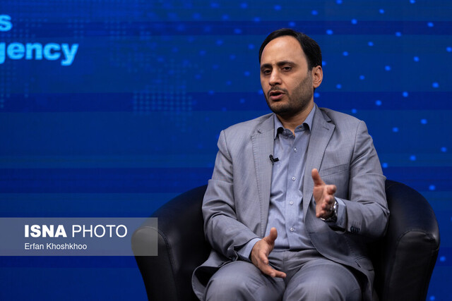 ذهن شهید رئیسی درگیر تمسخر و توهینها نبود/اگر رئیسجمهور نمیشد نزدیکانش جایگاه بالاتری داشتند/میزان آسیب شهید رئیسی در سانحه، متفاوت با بقیه است