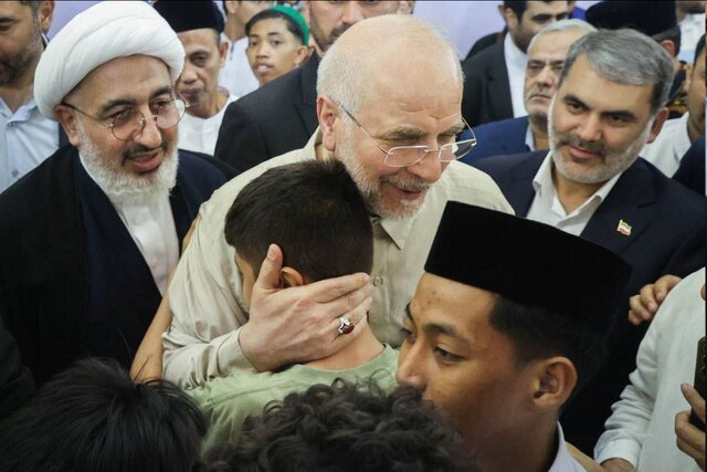 «این عشق به انقلاب از کجا می آید؟»