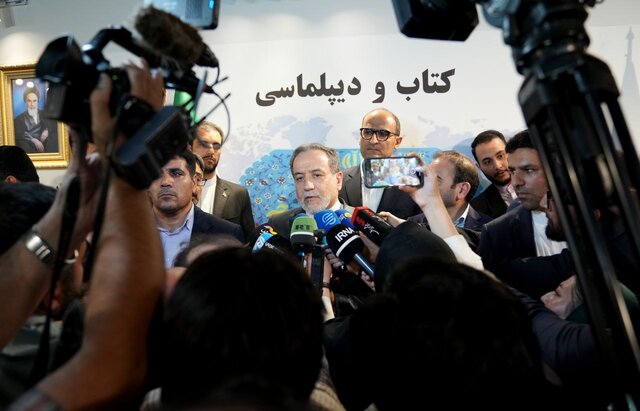 عراقچی: پرونده ترور شهید سلیمانی مراحل قانونی خود را طی می‌کند 