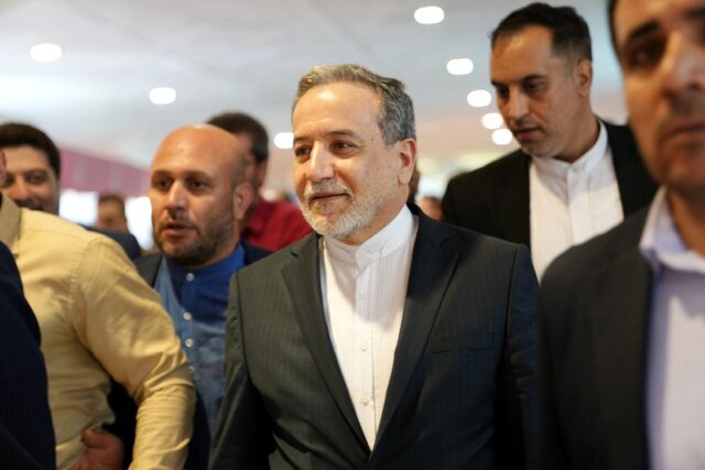 عراقچی: ایران از حق غنی‌سازی چشم‌پوشی نمی‌کند/ پیشنهادی دریافت نکردیم