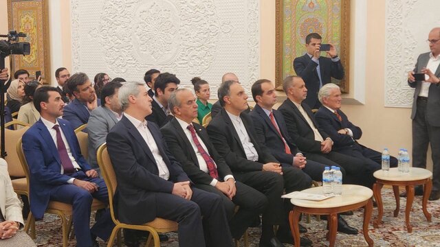 بزرگداشت روز زبان فارسی و فردوسی در آنکارا
