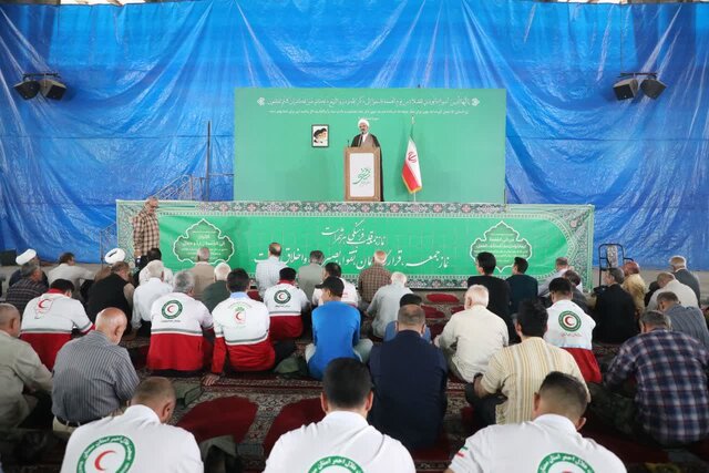 جمهوری اسلامی نه به آسمان‌خراش که به تکنولوژی‌های علمی و پرتاب ماهوار می‌بالد