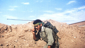 مکالمه بیسیمی یک رزمنده
