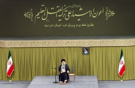 حضرت آیت الله خامنه‌ای:ترامپ دروغ گفت/تذکر دادیم چند برگ اسناد لانه‌ی جاسوسی را درکتاب های درسی بیاورند