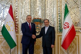 دیدار سراج‌الدین مُهرالدین، وزیر امور خارجه تاجیکستان با سیدعباس عراقچی، وزیر امور خارجه ایران