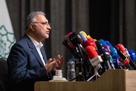 علیرضا زاکانی، شهردار تهران در نشست خبری