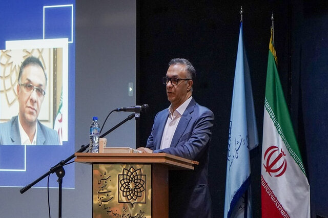 جشنواره «خیریه لبخند»، الگویی برای نسل دانشگاهی است