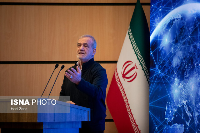 ما تحت وزن قلدری قرار نخواهیم گرفت/دستاوردهای علمی را رها نخواهیم کرد ما تحت وزن قلدری قرار نخواهیم گرفت/دستاوردهای علمی را رها نخواهیم کرد