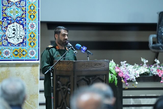 اهدای ۱۰۰۰ سری جهیزیه و ۶۸ ویلچر برقی در لرستان