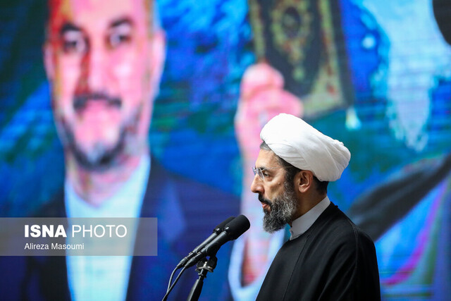 رستمی: شهید رئیسی خستگی ناپذیری و تواضع را به منصه ظهور رساند