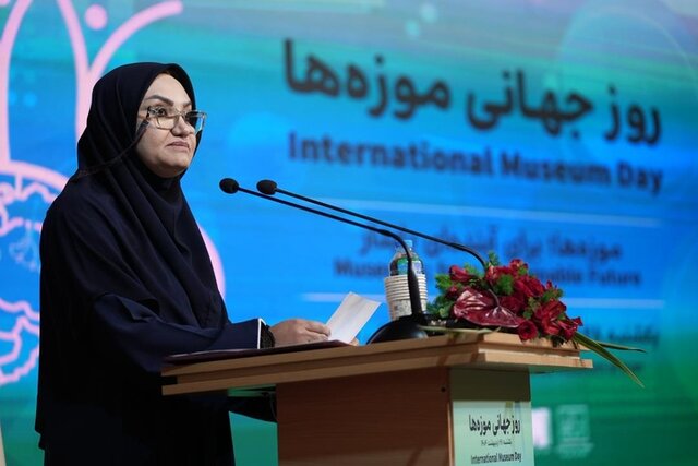 رونمایی از تمبر الواح هخامنشی و کشفهای باستانشناسی