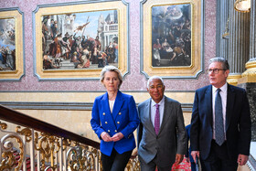 پالتیکو: اروپا از مخفی‌کاری بی‌سابقه آمریکا درباره اوکراین ناراضی است