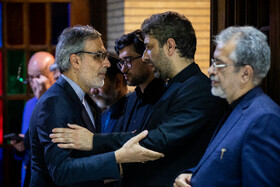 حسین جابری انصاری، مدیرعامل خبرگزاری جمهوری اسلامی در مراسم ترحیم مادر معاون ارتباطات دفتر رییس جمهور