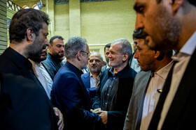مسعود پزشکیان، رئیس جمهور در مراسم ترحیم مادر معاون ارتباطات دفتر رییس جمهور
