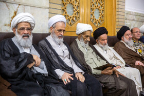 حضور آیت الله اعرافی مدیر حوزه های علمیه قم در مراسم بزرگداشت شهید رئیسی و شهدای خدمت در حرم حضرت فاطمه معصومه(س)