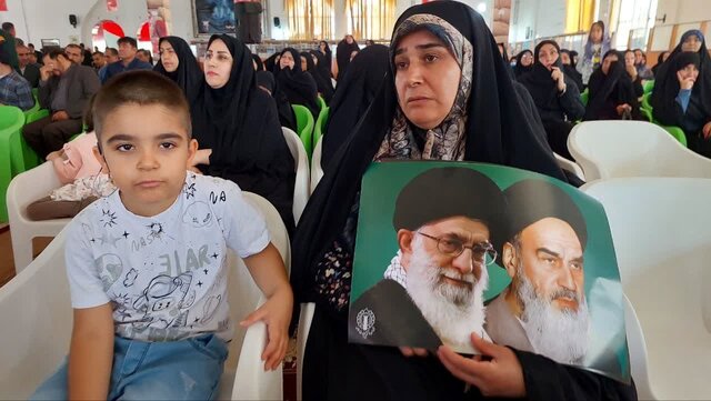 مراسم گرامیداشت شهدای خدمت در یاسوج برگزار شد