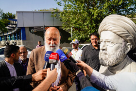 مهدی چمران، رئیس شورای اسلامی شهر تهران در مراسم رونمایی سردیس شهید رئیسی در میدان پاستور تهران