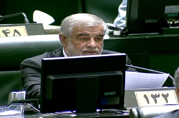 انتقاد جوکار از سازمان محیط زیست