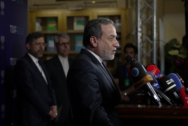 عراقچی: پیام ایران به جامعه جهانی روشن است عراقچی: پیام ایران به جامعه جهانی روشن است