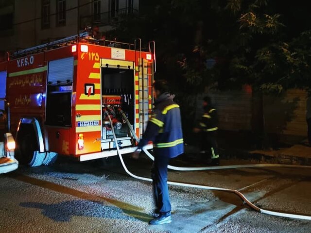 آتش سوزی ساختمان ۴ طبقه در یاسوج