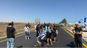 شهرک‌نشین‌ها مانع ورود کامیون‌های کمک‌های انسانی به غزه شدند
