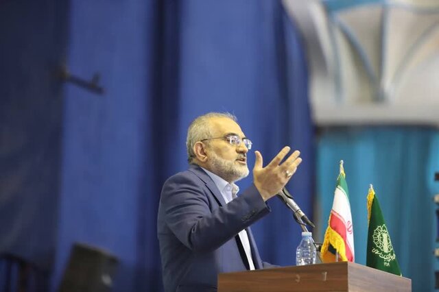 شهید رئیسی خدمت به مردم را بالاترین عبادت میدانست شهید رئیسی خدمت به مردم را بالاترین عبادت میدانست