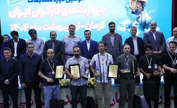 چرا ۱۸ میلیون زن در سن اشتغال داریم؟