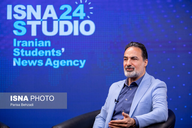 دخانیات مسوول سالانه ۵۰۰۰۰ مرگ در ایران / آمار دختران سیگاری رو به افزایش