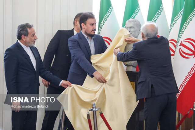 عکس: آرشیو رونمایی از سردیس شهید امیرعبداللهیان در وزارت خارجه