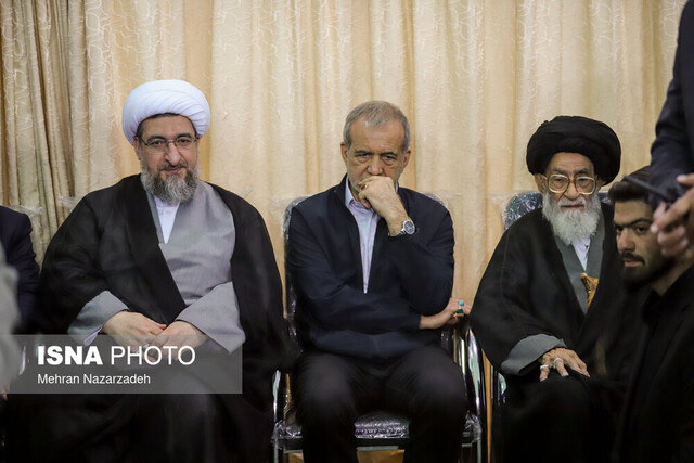 برگزاری آیین گرامیداشت شهدای خدمت در تبریز با حضور سرزده رئیس‌جمهور