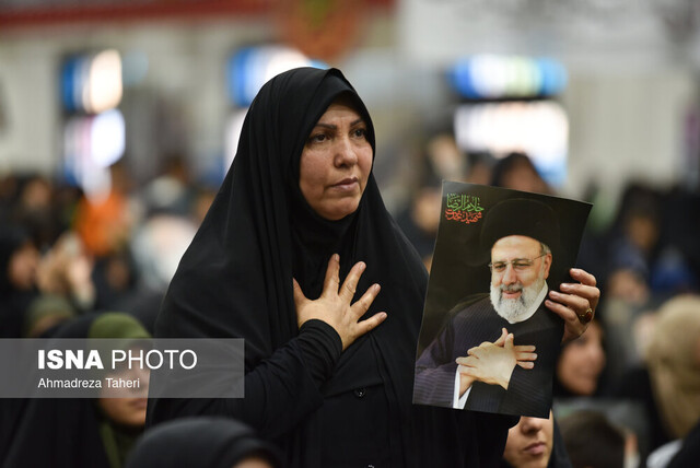 اجتماع بانوان به مناسبت سالگرد شهادت شهدای خدمت - اصفهان