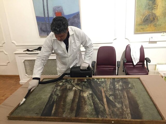 سپردن مرمت آثار گنجینه به اروپاییها اشتباه است/ خودمان را زیر سوال نبریم!