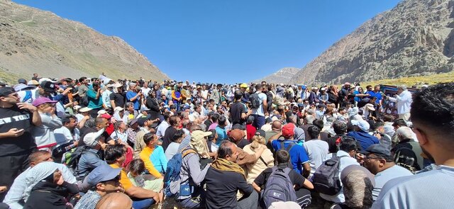 همایش پیادهروی به مناسبت آزادسازی خرمشهر در کوه گل سی سخت برگزار شد